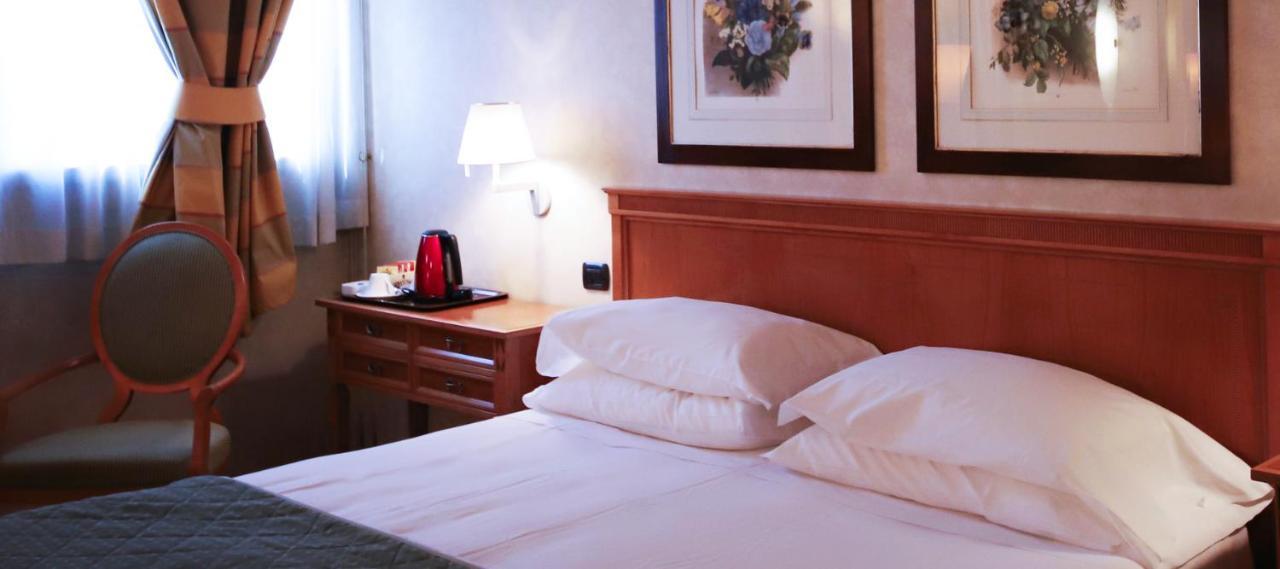 Monica Hotel Fiera Pregnana Milanese Εξωτερικό φωτογραφία