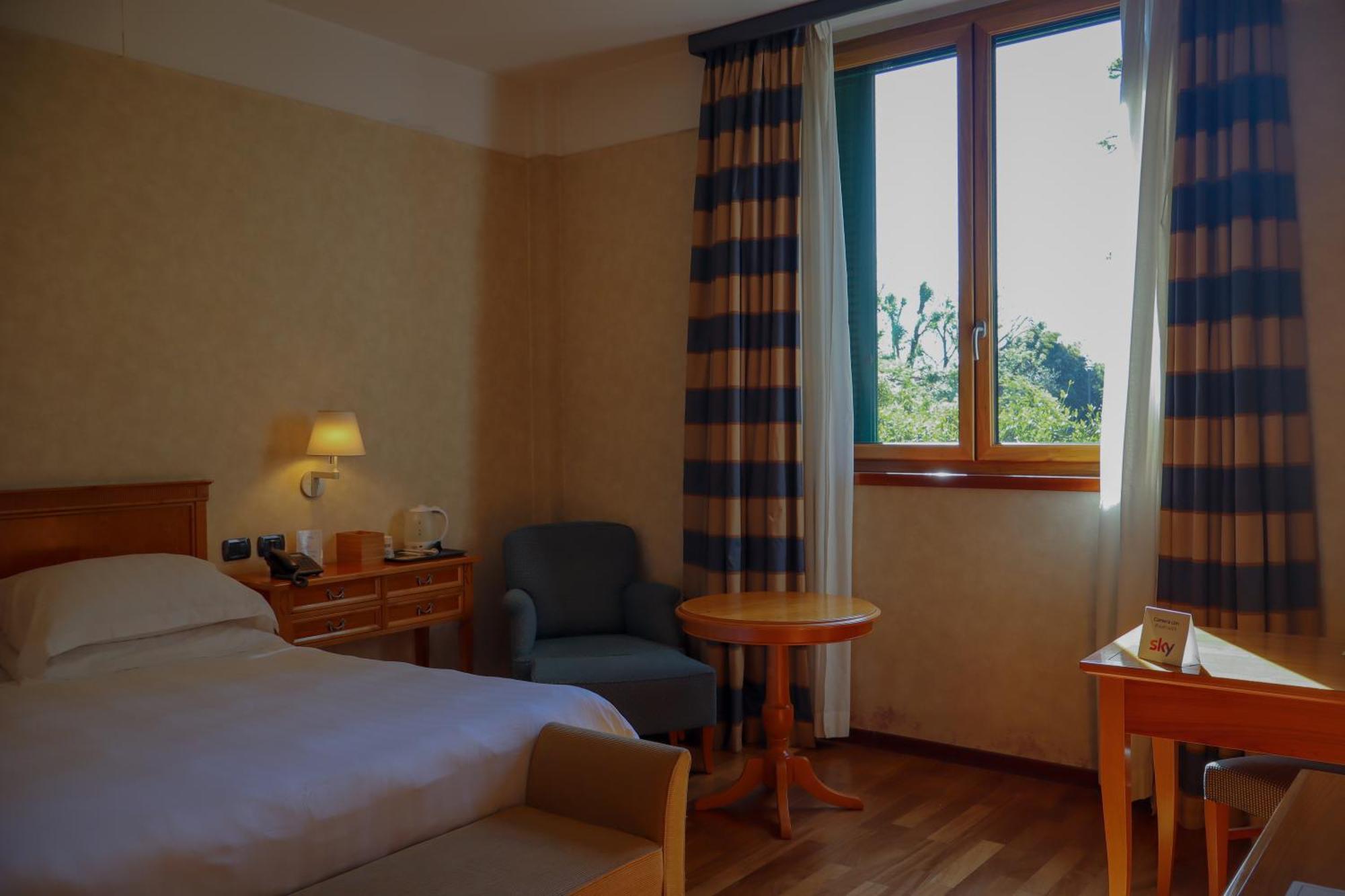Monica Hotel Fiera Pregnana Milanese Εξωτερικό φωτογραφία