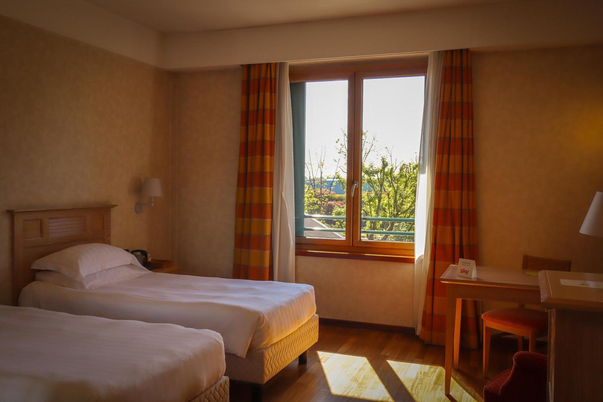 Monica Hotel Fiera Pregnana Milanese Εξωτερικό φωτογραφία